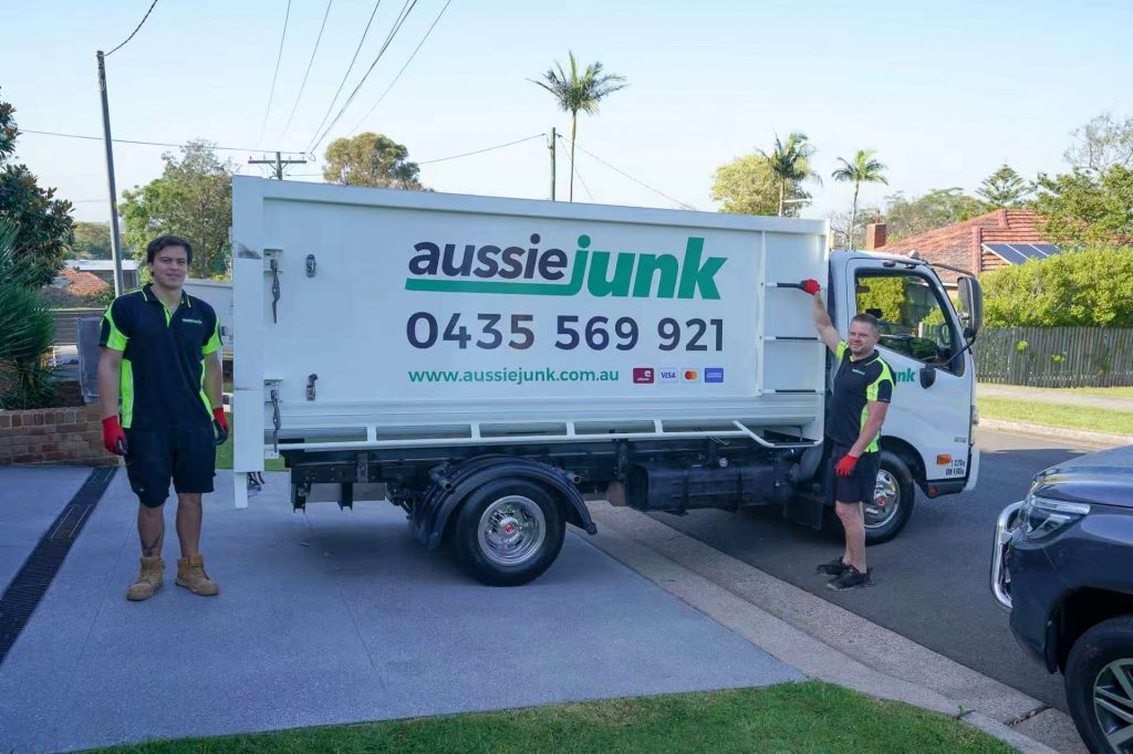 Aussie Junk Rubbish Truck Sydney
